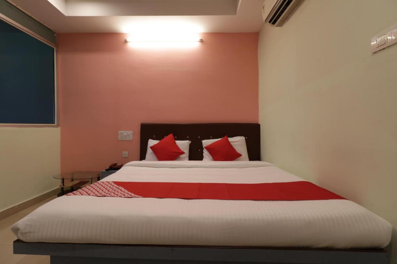 OYO 29259 Hotel Rama Royal Nellore Dış mekan fotoğraf
