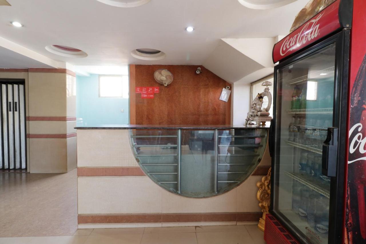 OYO 29259 Hotel Rama Royal Nellore Dış mekan fotoğraf